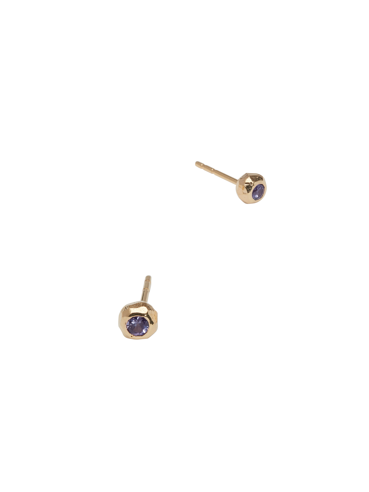 Ringo kula earrings in 18k yellow gold with 0,20ct violet sapphire